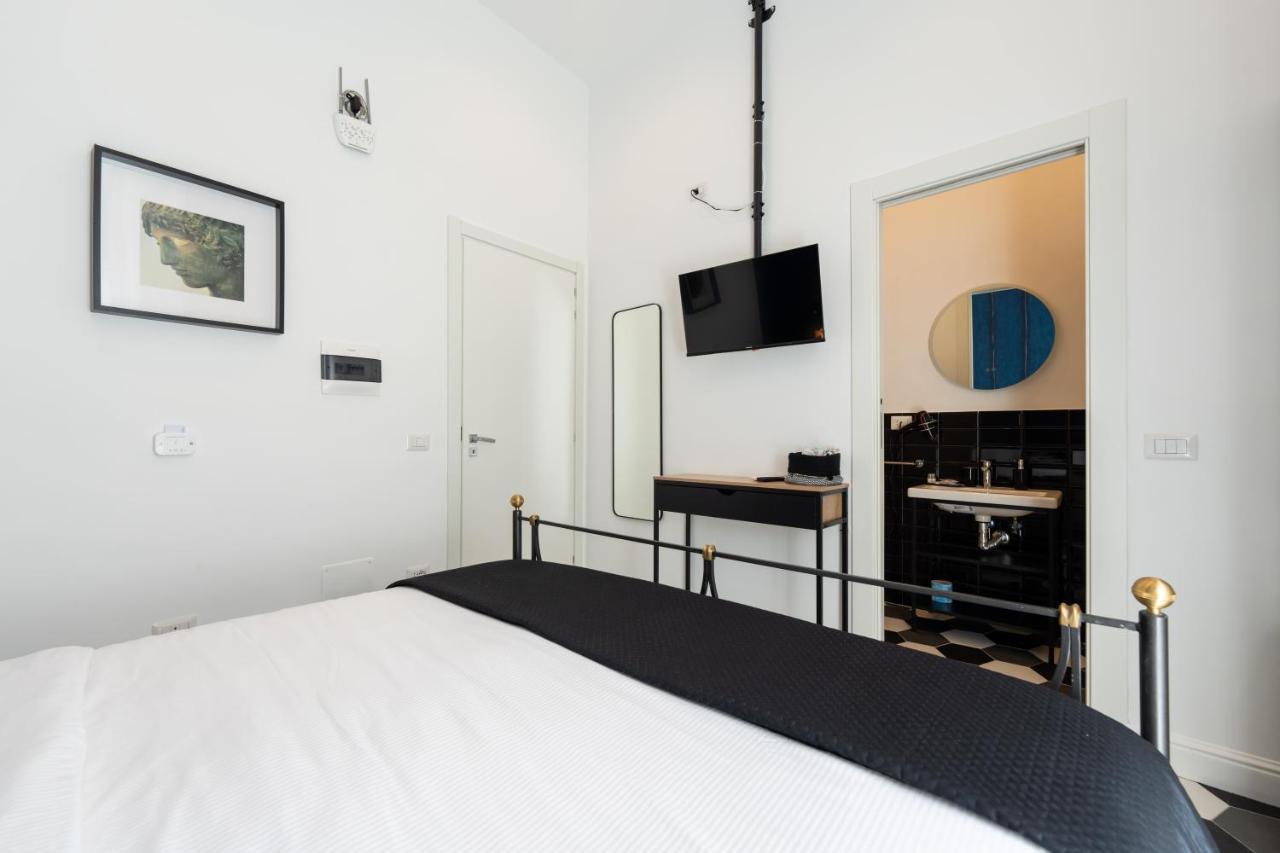 Al 4 Piano Bed & Breakfast Napoli Bagian luar foto